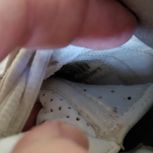 Nike Shox men's sz.7 Pre-owned red& white.  Leather. Good tread.0 - Picture 9 of 9